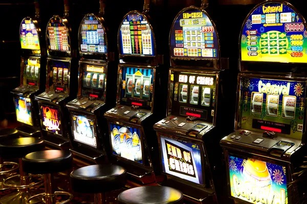 idcash88 mobile app interface showing live blackjack table and account menu on Android device